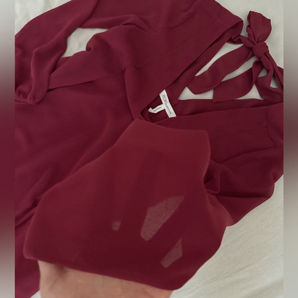 New Holiday Burgundy Red Bow Back Cocktail Dress BCBGeneration - XS/S - Picture 2 of 5